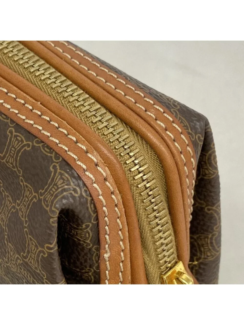 Celine pouch macadam